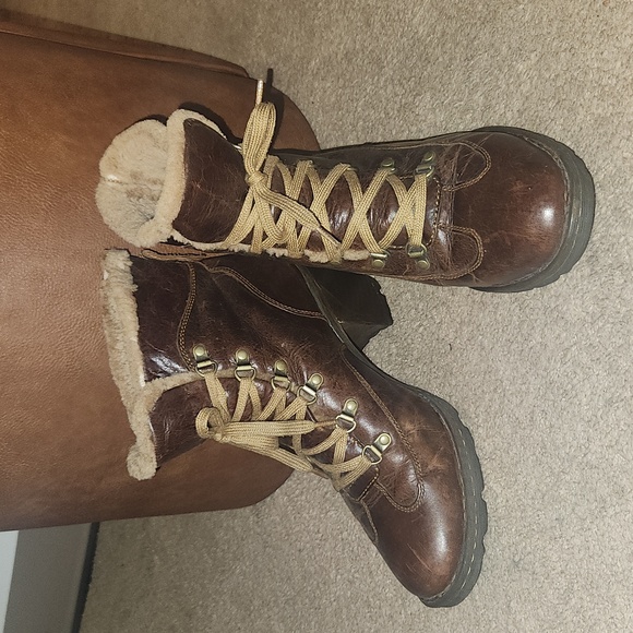 Size 10 Fur Lined Leather Born Boots - Picture 3 of 4